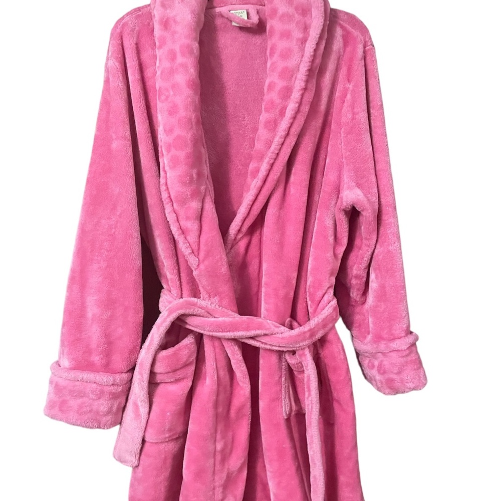 Women's Sonoma Goods For Life®
Short Plush Robe XL Raspberry Escape